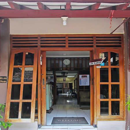 Spot On 91911 Rejeki Homestay Syariah Malioboro Yogyakarta Exterior photo